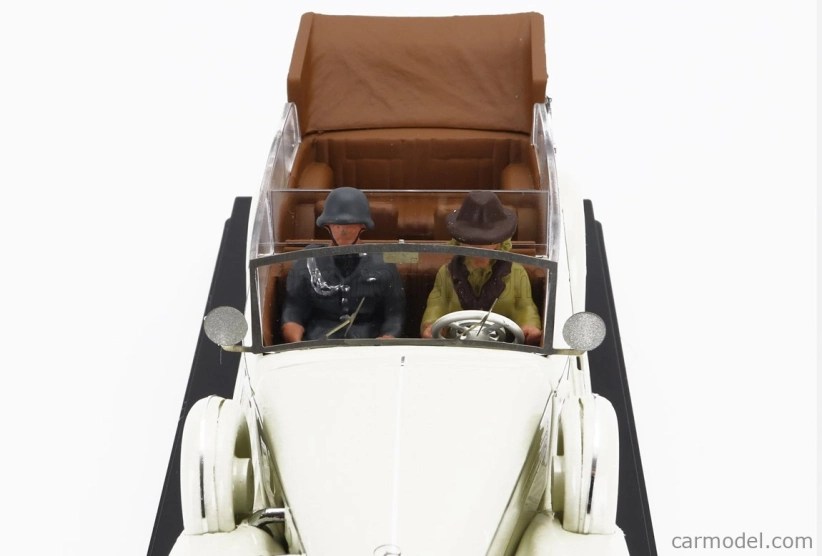 Rio-models Mercedes benz 770k Cabriolet 1938 With Eva Braun And Ss Military Guard Figures 1938 1:43 Bílá