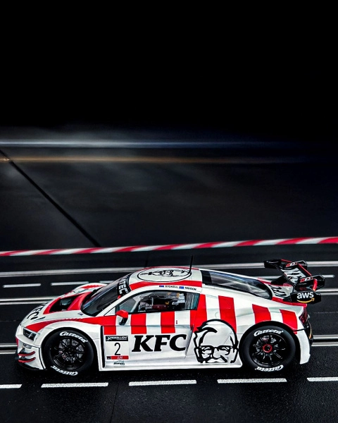 Carrera EVO - 27827 Audi R8 LMS GT3 evo II