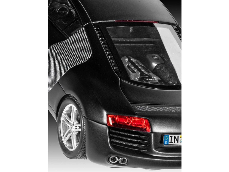 Revell Audi R8 čierne (1:24)