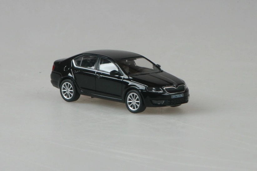Abrex Škoda Octavia III (2012) 1:43 - černá Magic metalíza