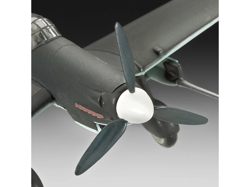 Revell Junkers Ju87 G/D Tank Buster (1:72) (štartovacia súprava)
