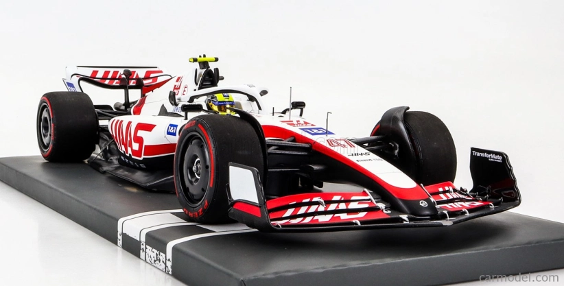 Minichamps Haas F1 Vf-22 Ferrari Team Haas N 47 Bahrain Gp 2022 Mick Schumacher 1:18 Biela čierna červená