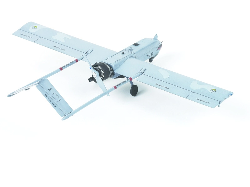 Academy AAI RQ-7B UAV (1:35)
