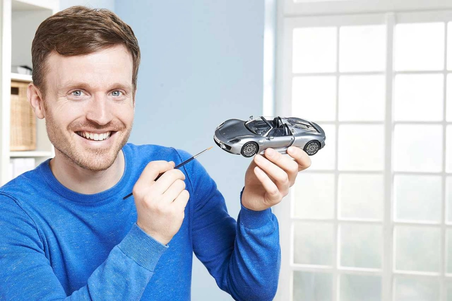 Revell Porsche 918 Spyder 1:24