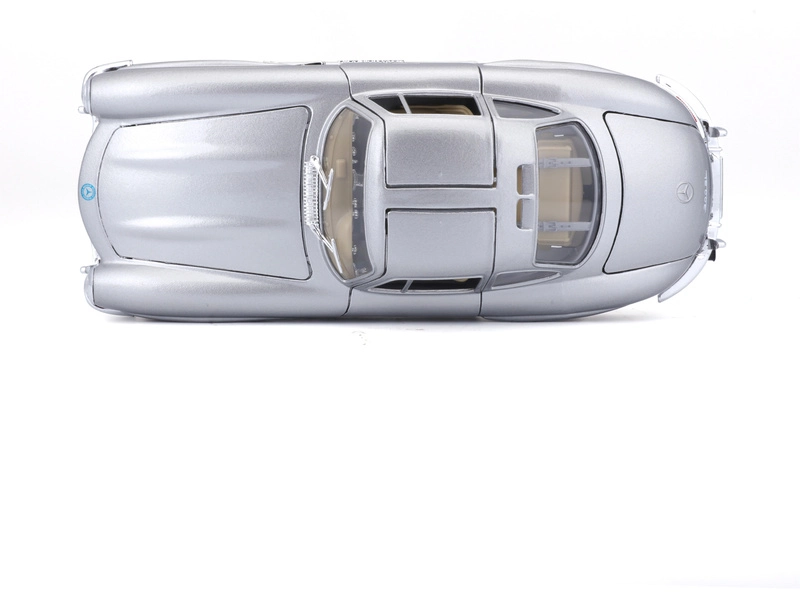 Bburago Mercedes-Benz 300 SL 1954 1:24 stříbrná