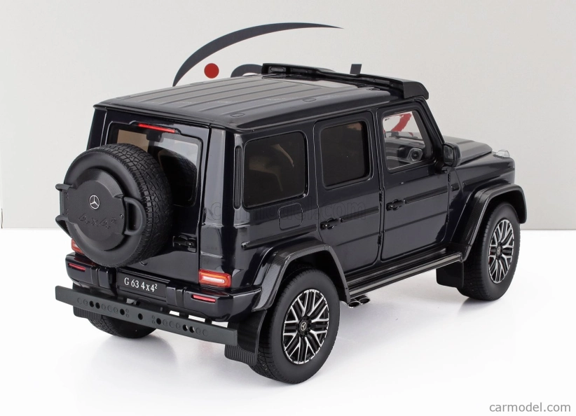I-scale Mercedes benz G-class G63 Amg V8 Biturbo 4x4 (w463) 2022 1:18 Tmavě Modrá