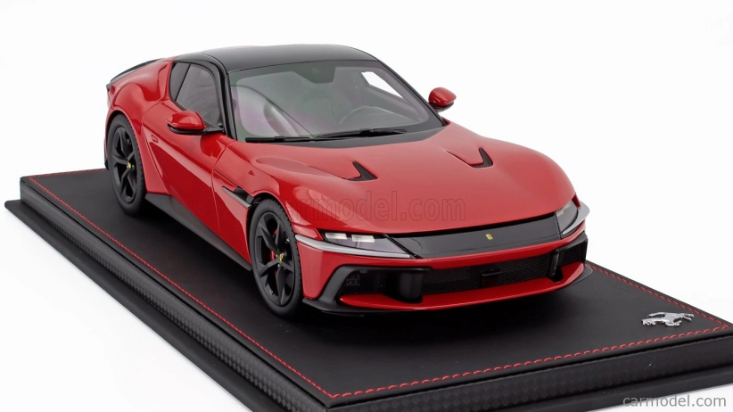 Bbr-models Ferrari 12cilindri V12 830cv Panoramic Roof 2024 - Matt Black Rims - Con Vetrina - With Showcase 1:18 Rosso Corsa - Červená