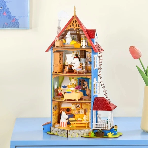 RoboTime 3D skládačka Miniatura domečku Mumínkův domeček