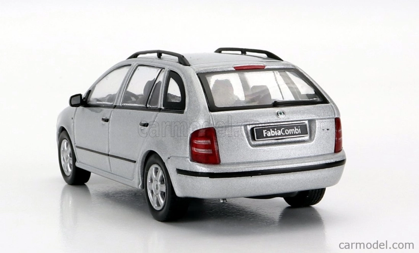 Ixo-models Škoda Fabia Sw Station Wagon 2000 1:43 Silver