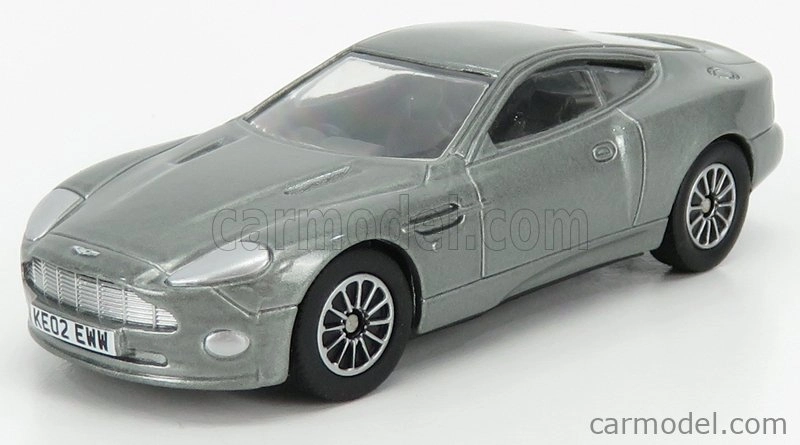 Corgi Aston martin Set 3x 007 James Bond - Db5 1965 Goldfinger - V12 Vanquish Die Another Day La Morte Puo' Attendere - Dbs 2008 Casino Royale 1:50 Grey Silver