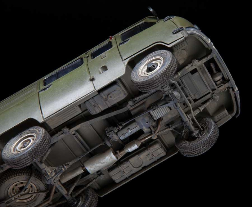 Zvezda UAZ 3909 (1:35)