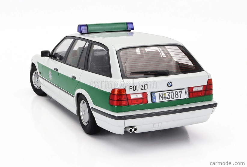 Triple9 BMW 5-series Touring (e34) Sw Station Wagon Polizei 1996 1:18 Bílá Zelená