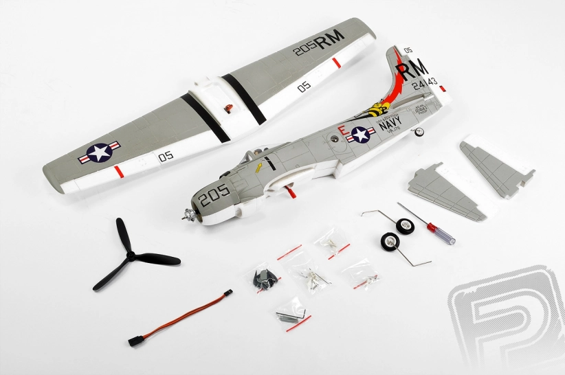 RC lietadlo A1D Skyraider V2 (Baby WB) M1