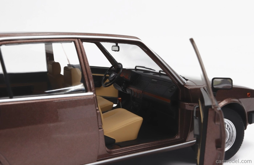 Mitica-diecast Alfa romeo Alfetta 2000 Td Turbo Diesel 1979 1:18 Luci Di Bosco Met 524