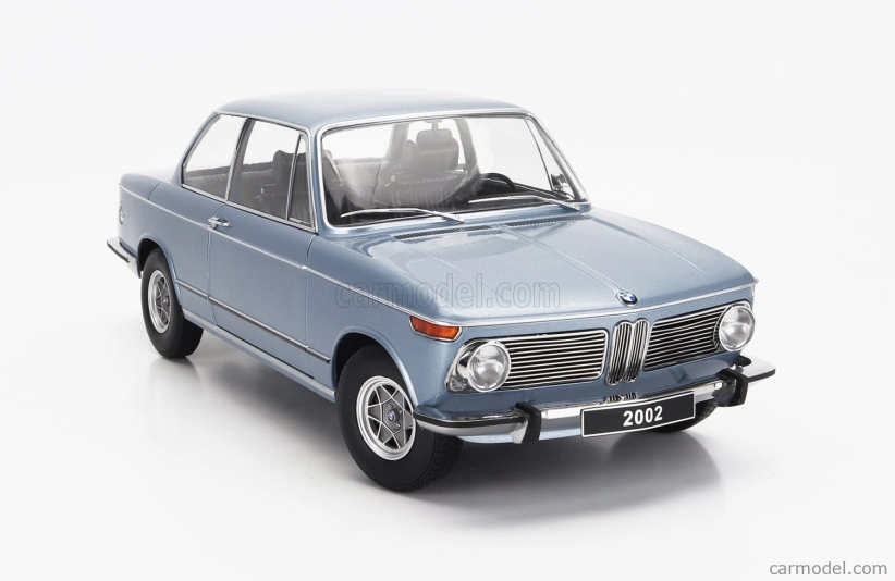 Kk-scale BMW 2002 radu 1 1971 1:12 Light Blue Met