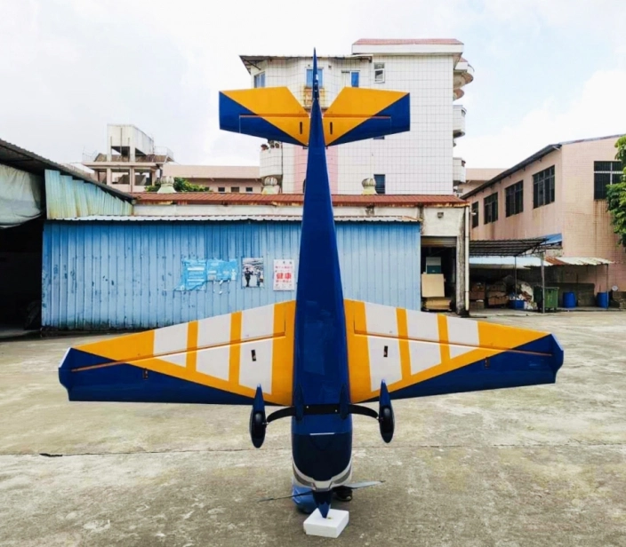 RC letadlo 104" Extra NG 2,64m ,modrá/bílá/stříbrná