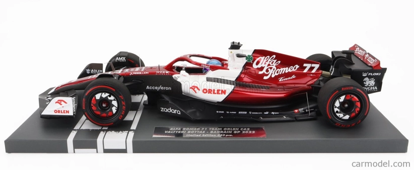 Minichamps Alfa romeo F1 C42 Team Orlen Racing N 77 1:18, bíločervená