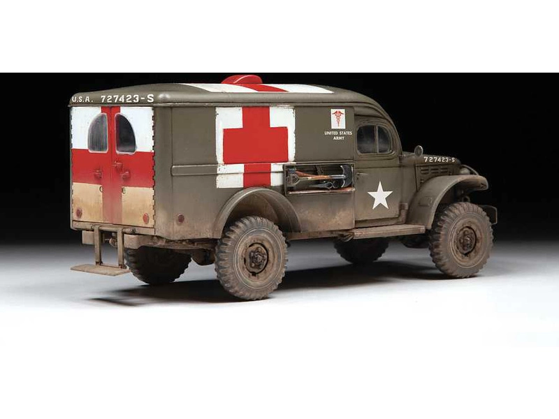 Zvezda Dodge Wc54 4x4 Truck Military Ambulance 1944 1:35 /