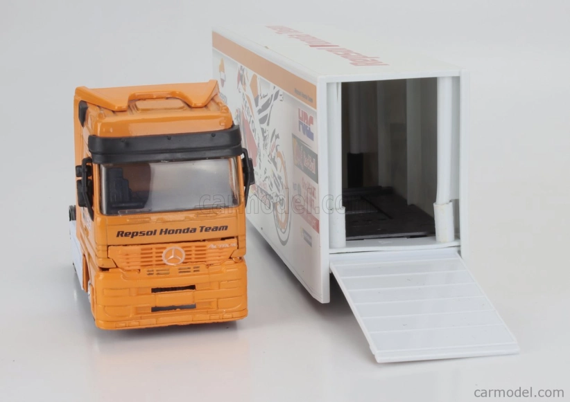 Newray Mercedes Benz Actros 1857 Truck Team Honda Rc213v Repsol Bike Transporter N 93 Majster sveta Marc Marquez - N 26 Dani Pedrosa Sezóna 2017 1:43 Oranžová biela