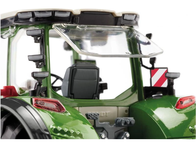 Wiking Fendt 832 Vario 1:32
