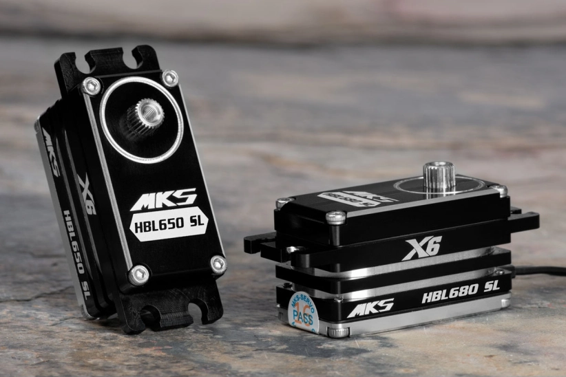 HBL680SL (0.045s/60°, 9,5kg.cm)