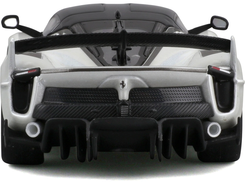 Bburago Ferrari Fxx-k Evo Hybrid 6.3 V12 1050hp 2017 1:43, červená