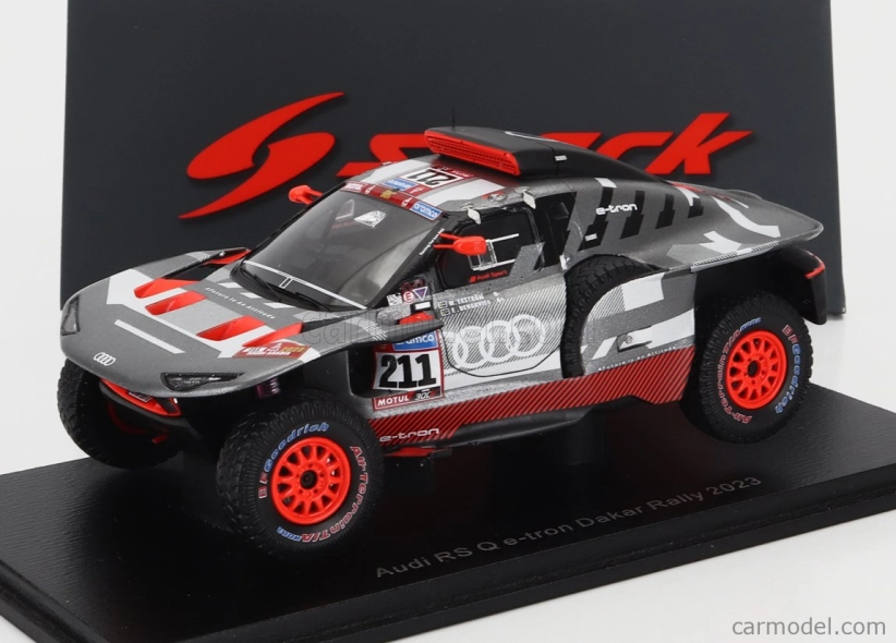 Iskrový model Audi Q E-tron Rs Tím Audi Sport N 211 Rally Dakar 2023 Mattias Ekstrom - Emil Bergkvist 1:43 Sivá strieborná čierna