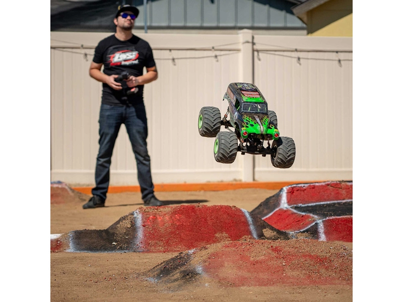 RC auto Losi LMT Monster Truck 2.0 1:8 4WD RTR Grave Digger