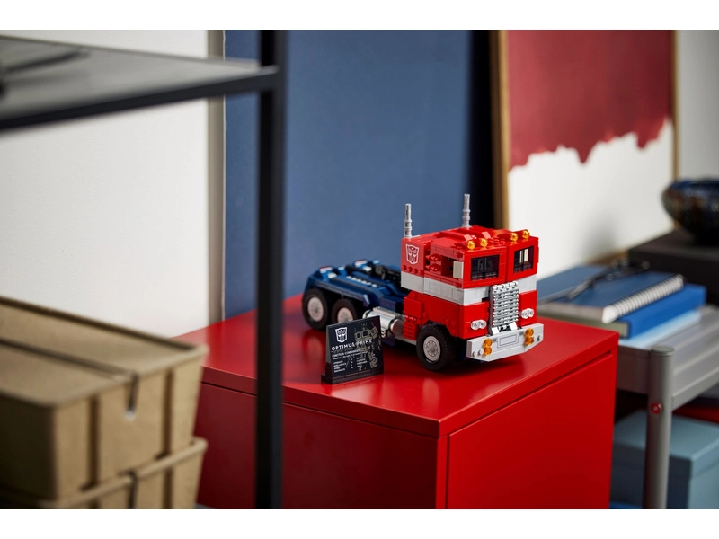 LEGO ICONS – Optimus Prime