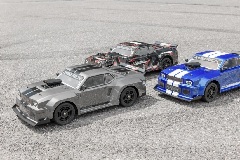 QuantumR Muscle Car FLUX 1/8 4WD – sivý