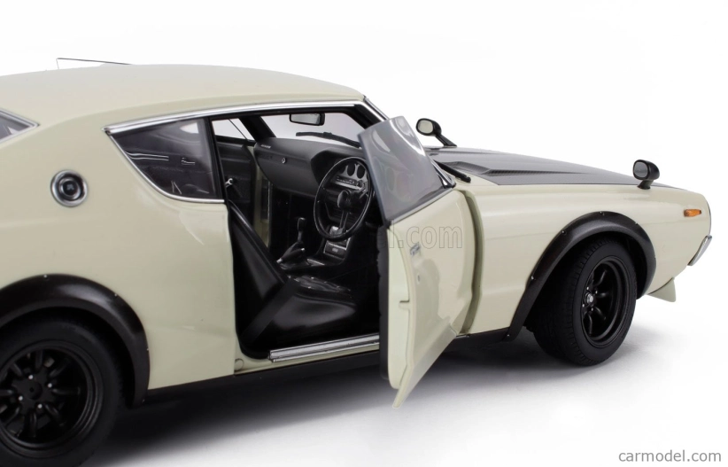 Autoart Nissan Skyline 2000 Gt-r (kpgc110) Vyladená verzia Coupe 1973 1:18 Biela čierna