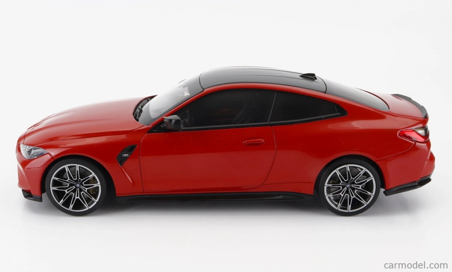 Minichamps BMW radu 4 M4 (g82) 2020 1:18 červená čierna