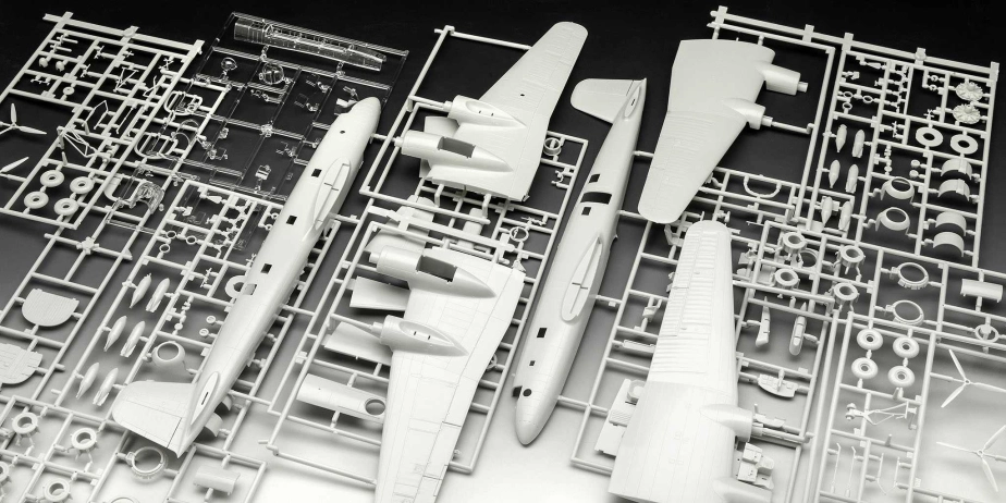 Plastic ModelKit letadlo 03777 - Focke-Wulf Fw 200 C-5/C-8 Condor (1:72)