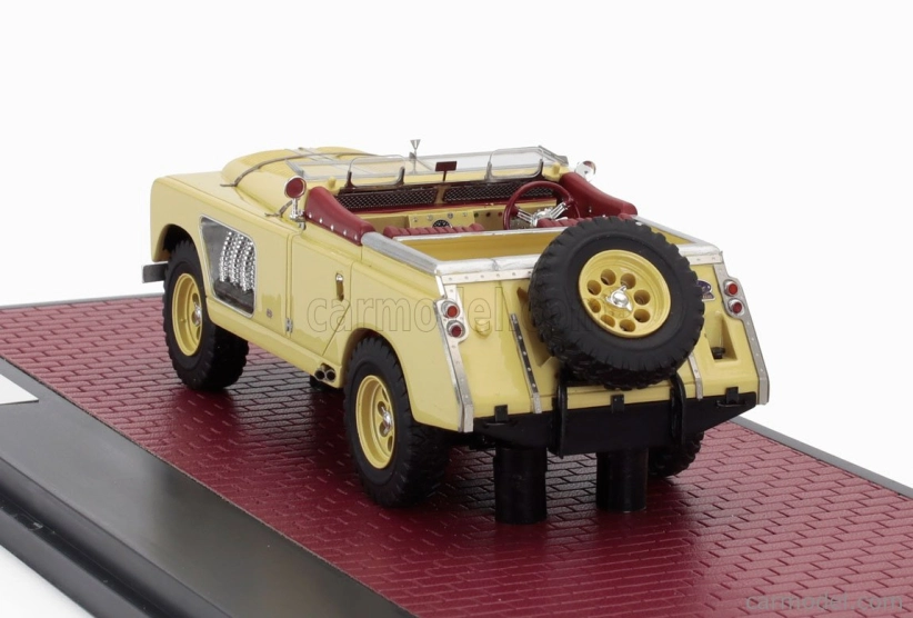 Modely v mierke Matrix Land rover 109 Bell Aurens Longnose Open 2008 1:43 Písek