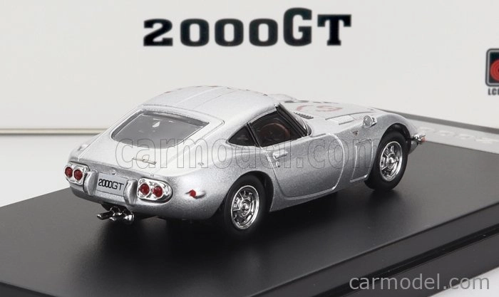 Lcd-model Toyota 2000gt Coupe 1967 1:64 Silver