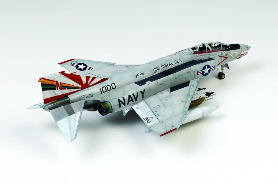 Academy McDonnell F-4B VF-111 Sundowners MCP (1:48)