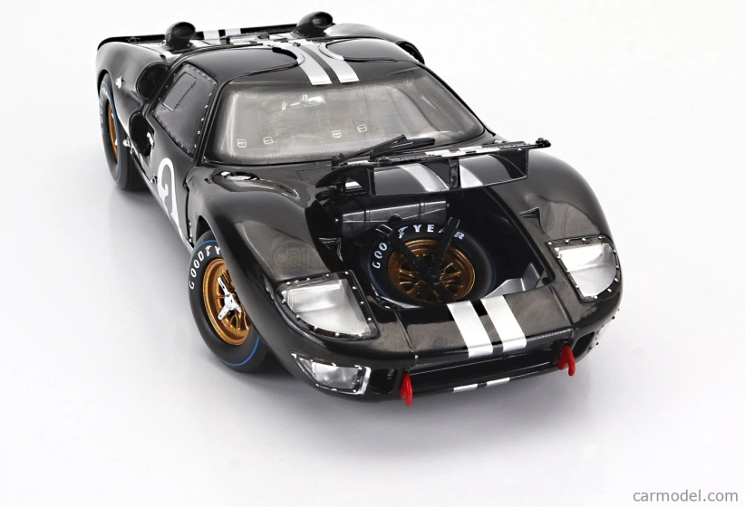 Shelby-collectibles Ford usa Gt40 Mkii 7.0l V8 Team Shelby American Inc. N 2 Víťaz 24h Le Mans 1966 B.mclaren - C.amon 1:18 Čierna strieborná