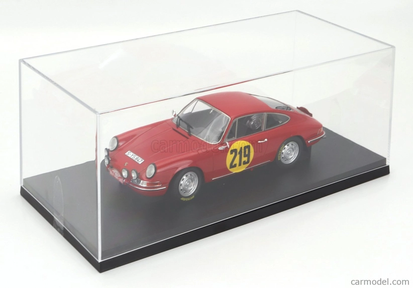 Modely v mierke Matrix Porsche 911s 2.0l Coupe N 219 3rd Rally Montecarlo 1967 Vic Elford - David Stone 1:18 Red