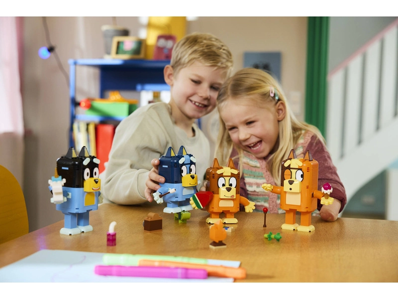 LEGO Bluey - Bluey a jej rodinka z kociek