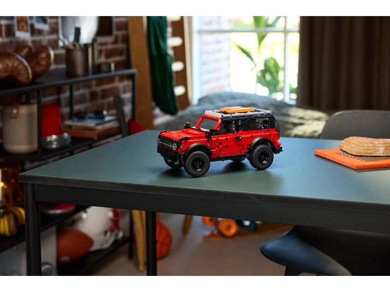 LEGO Technic - SUV Ford Bronco