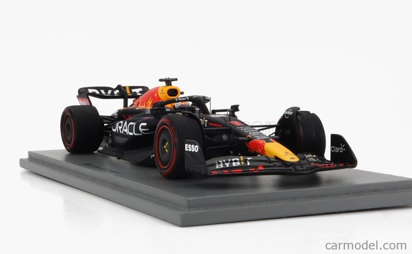 Spark-model Red bull F1  Rb18 Team Oracle Red Bull Racing N 1 Winner Monza Italy Gp World Champion 2022 Max Verstappen 1:43 Matná Modrá Žlutá Červená