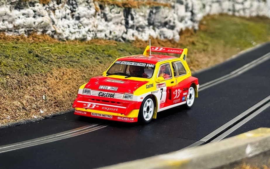 Autíčko Rally SCALEXTRIC C4668 - Austin Metro 6R4 - Didier Auriol (1:32)