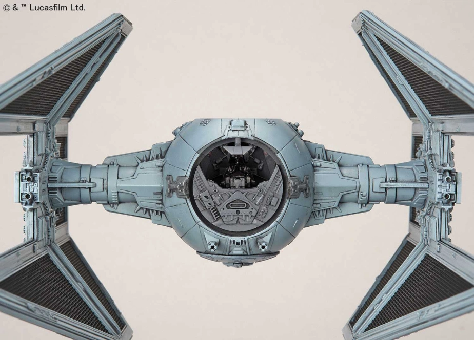 Revell BANDAI SW – TIE Interceptor (1:72)