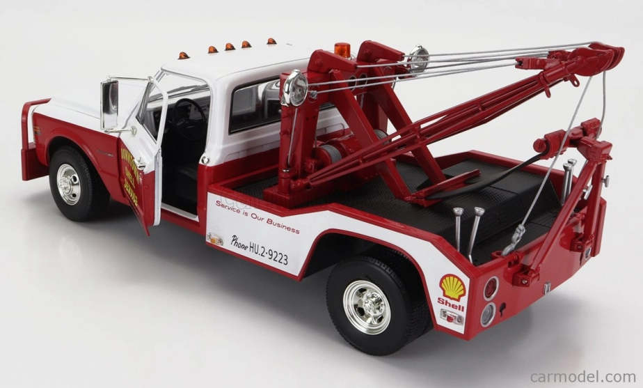 Greenlight Chevrolet C-30 Truck 1972 Odtahový vůz 1:18, bílá