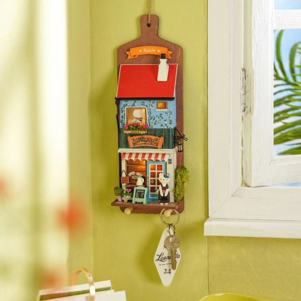 RoboTime miniatura domečku k zavěšení Sofiina pekárna