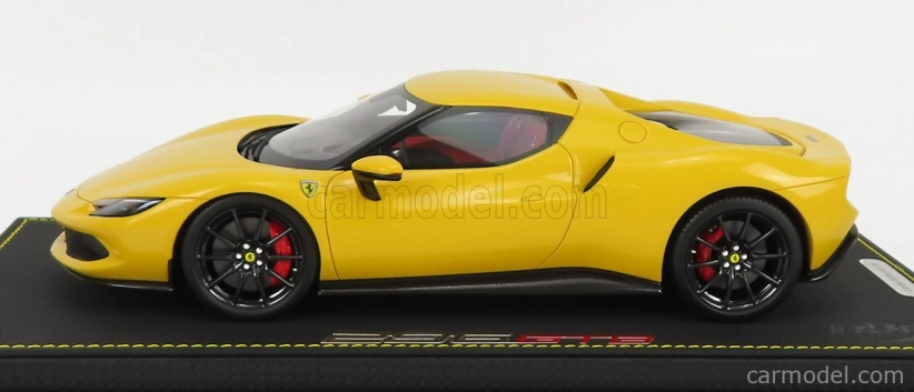 Bbr-models Ferrari 296 Gtb Hybrid 830hp V6 2021 - Con Vetrina - S vitrínou 1:18 Giallo Modena - žltá