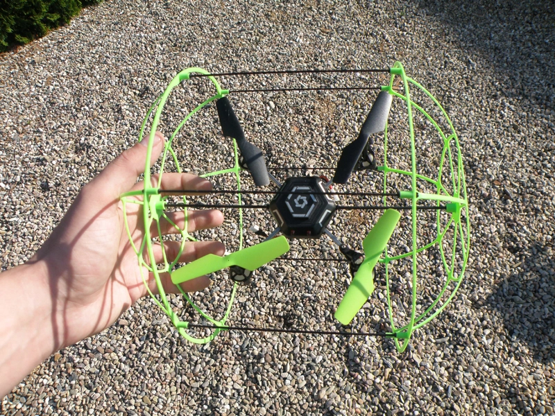 RC kvadrakoptéra SkyWalker, zelená