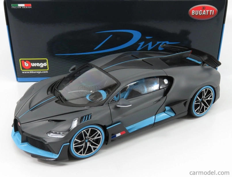 Bburago Bugatti Divo 1:18 stříbrná
