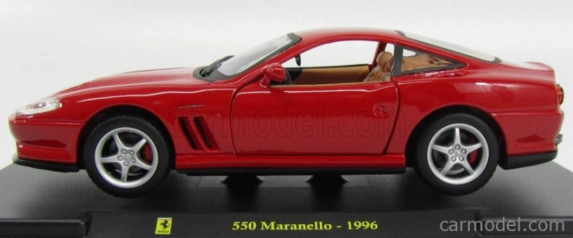 Edicola Ferrari 550 Maranello 1996 - Con Vetrina - S vitrínou 1:24 červená