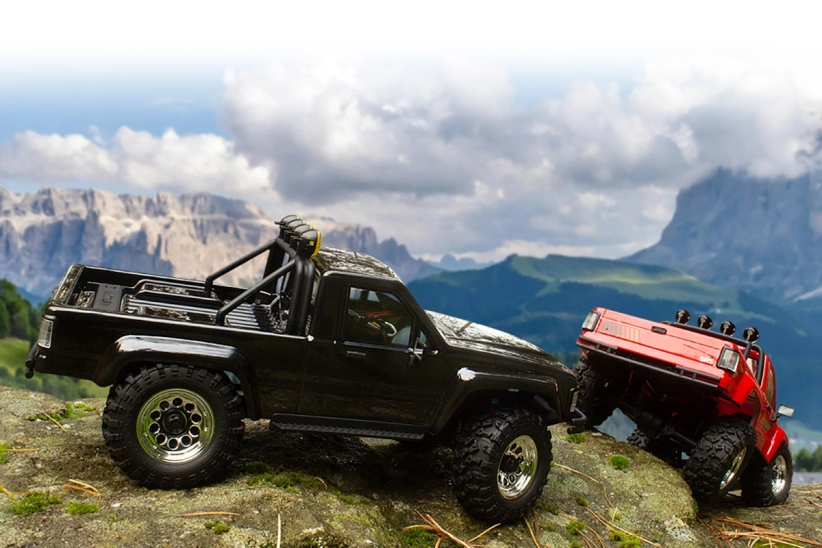 RC auto Venture18 1985 Toyota Hilux SR5, červená